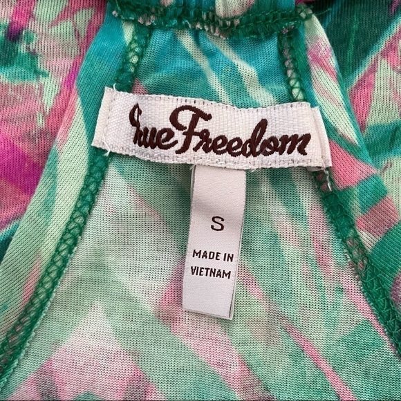 True Freedom Geometric Multi-Color Palm Maxi Dress - Picture 6 of 9